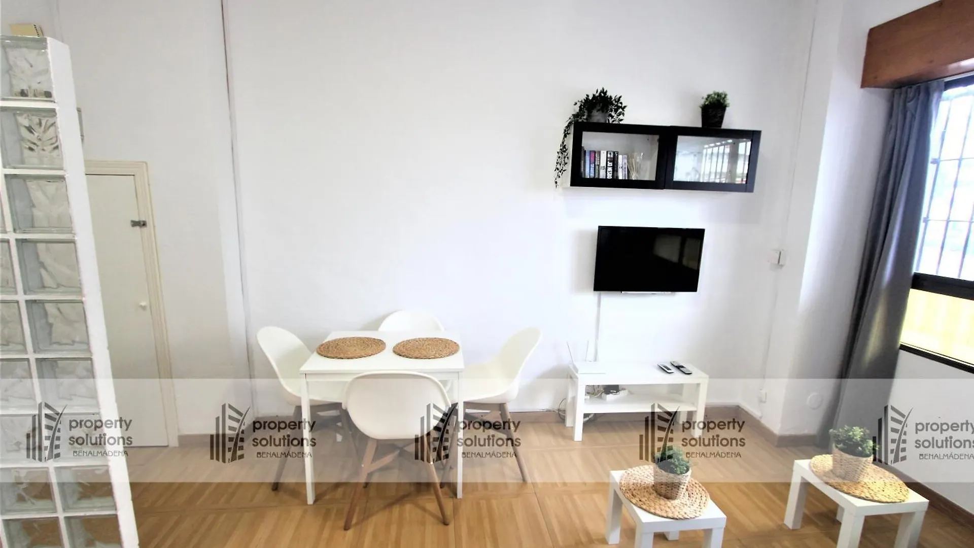 Delta Del Sur Apartamentos - Cerca De Tren, Restaurantes, Tiendas - Playa A 8 Min Caminando Benalmadena Apartment